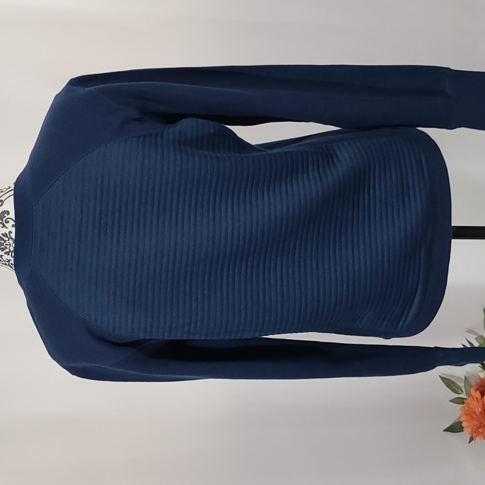Roadrunner Active Ribbed Quarter-Zip Pullover - Picture 9 of 13